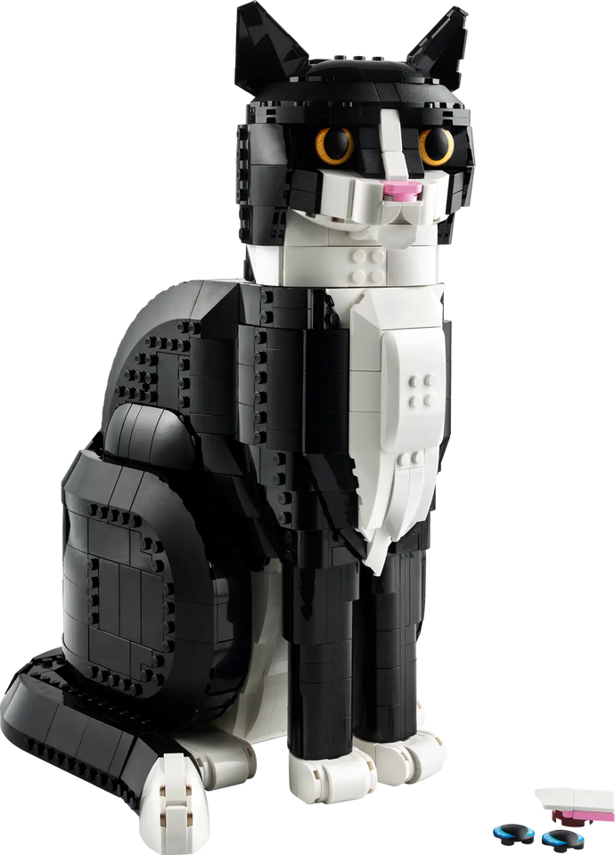LEGO® Ideas: Tuxedo Cat 21349